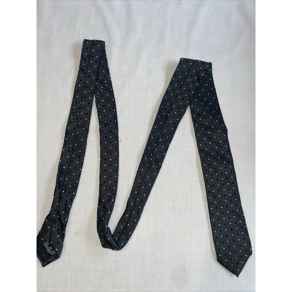 Hugo Boss Men’s Dress Tie Size 57” Black Dotted Wool Blend Business Formal